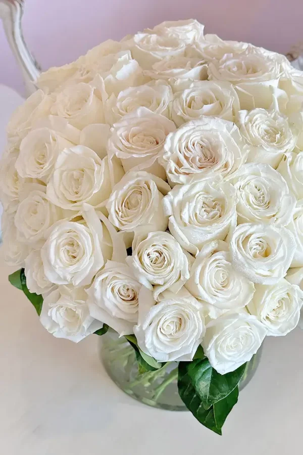 White roses arrangement #13 (vase included) - Image 5